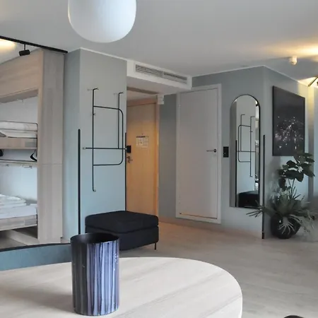 Scandic Royal 4*