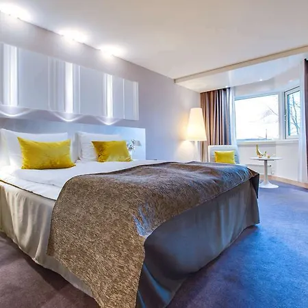 Scandic Royal Hotel 4*